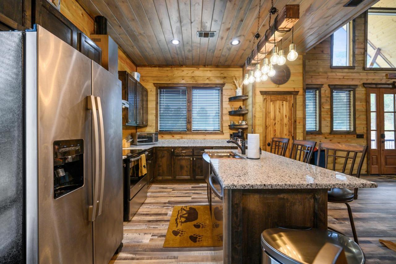The Adirondack Honeymoon Hot Tub Soaking Tub Wood Burning Fireplace Stephens Gap Exterior foto